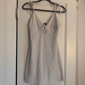 Divided casual dress